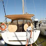 Primo By Mondego Yachts Botel *
