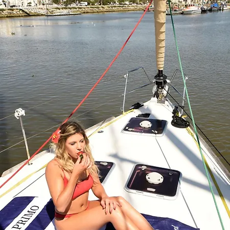 Primo By Mondego Yachts Botel *