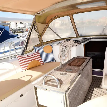Botel Primo By Mondego Yachts