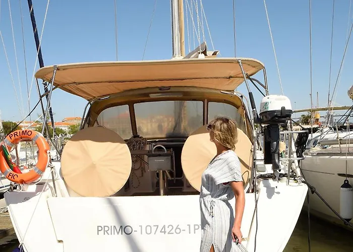 Primo By Mondego Yachts Botel *