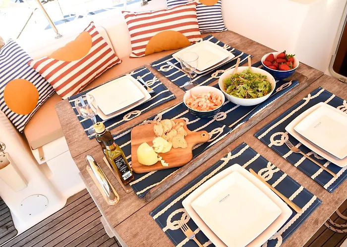 Primo By Mondego Yachts Botel *